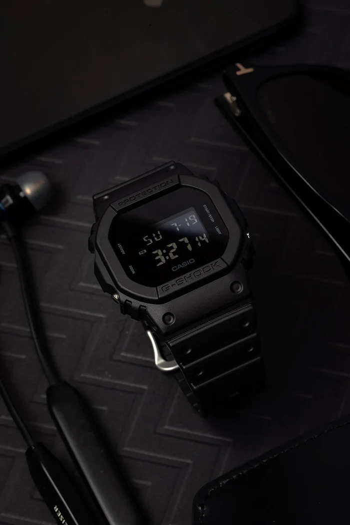 G-SHOCK - DW-5600BB-1